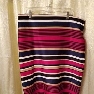 Stretch waist skirt